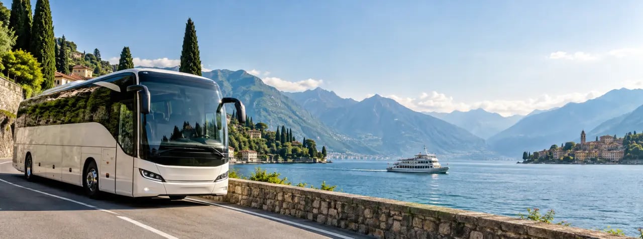 Voyage dans les lacs italiens en autocar au bord du lac de Côme avec excursion en bateau